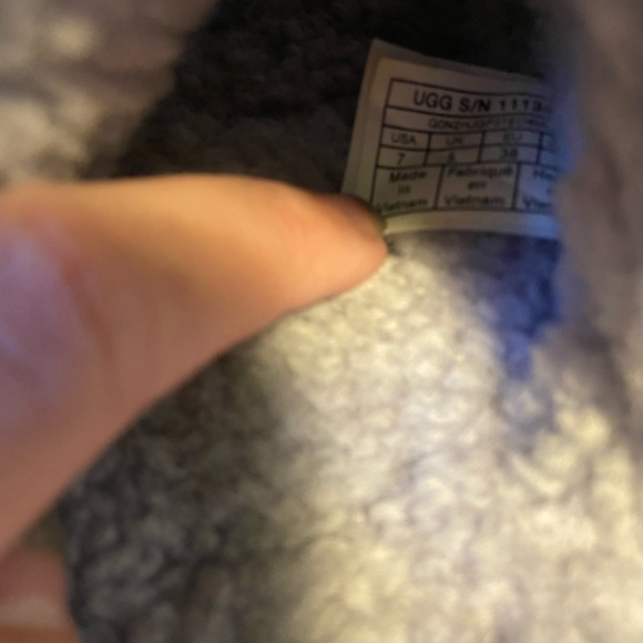 Ugg fluffita platform slipper sandals - Picture 3 of 5